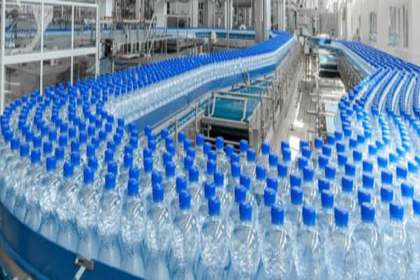 Введение в процесс выдувания пластиковых бутылок из ПЭТ